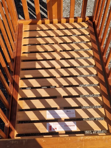 Touchwood cot & mattress Carousel 9