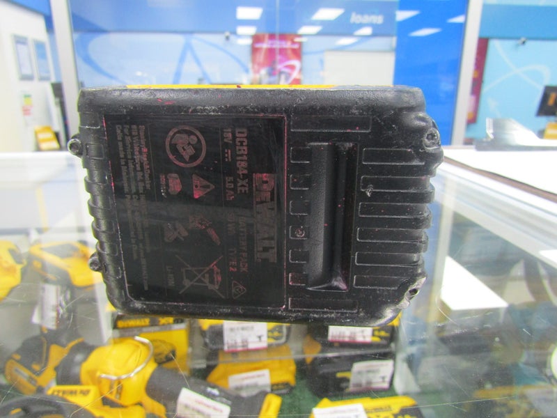 BATTERY DEWALT DCB184-XE - 18V 5.0AH 2024 A16102101-1 Carousel 5