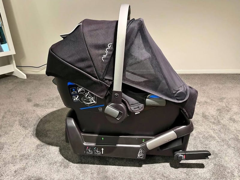 Nuna Pipa infant car seat Carousel 2