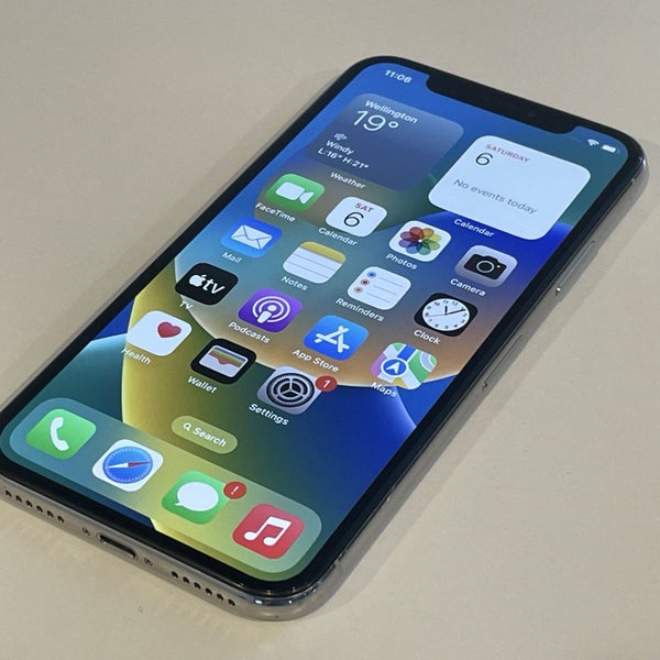 iPhone X 64gb Silver (trade-in)64640967984898110