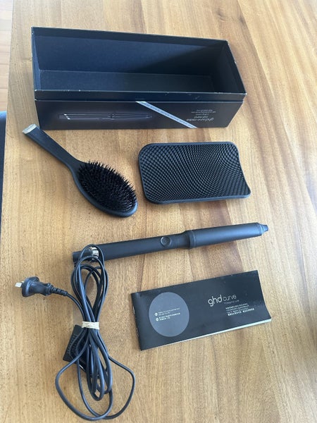 GHD Curve Professional Curler Carousel 1