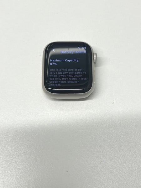 DT Deal! Apple Watch Series 8 41mm (GPS) Silver with Midnight Sport Band (S/M) Carousel 2