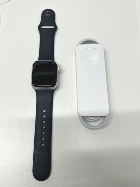 DT Deal! Apple Watch Series 8 41mm (GPS) Silver with Midnight Sport Band (S/M) Carousel 1