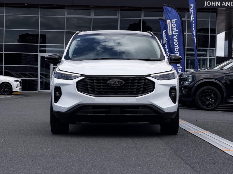 2024 Ford Escape Titanium 2.5Ph64637136438913112