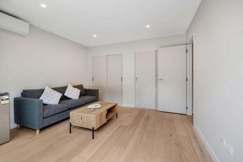 Albany, 1 bedroom64637037629185114