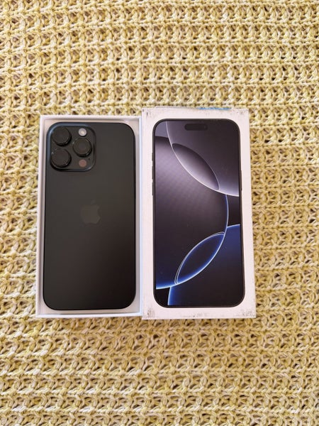 iPhone 16 Pro Max Black Titanium 256GB with accessories64637099461123112
