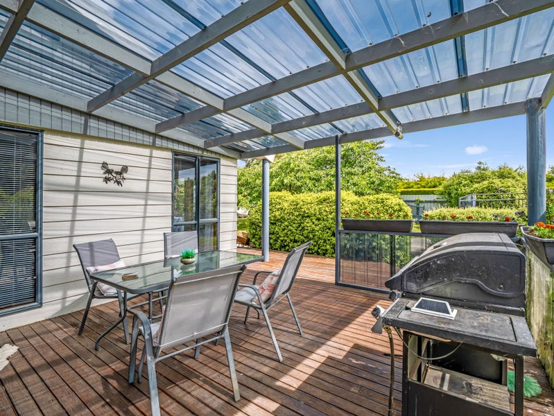 83 Whiterocks Road Weston64637148694529114