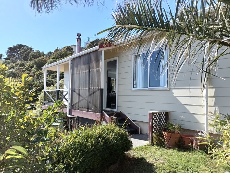 Wilton, 3 bedrooms64637285022338110