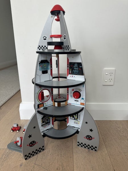 Hape Wooden Rocket Ship -74cm High Carousel 1