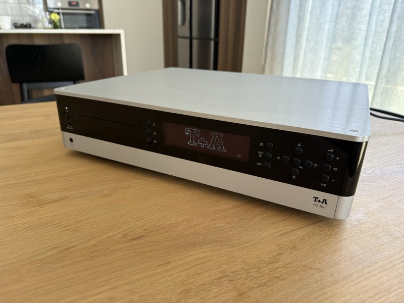 T+A K2 Blu Carousel 2