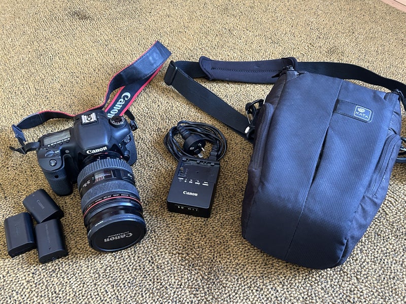 CAMERA (STILLS AND VIDEO) - CANON 7D - 24-70 ZOOM LENS64638463951363110