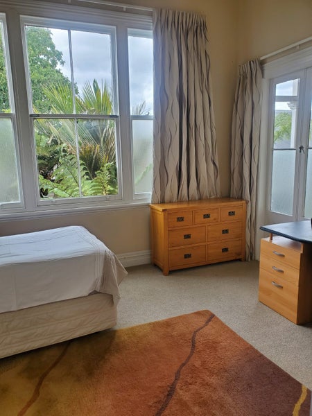 Silverdale, 4 bedrooms64638674627843110