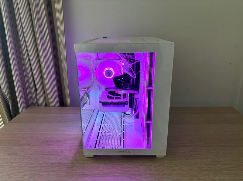 White Gaming PC | Ryzen 7600 + RX 9060 XT (32GB DDR5)64645623539075112