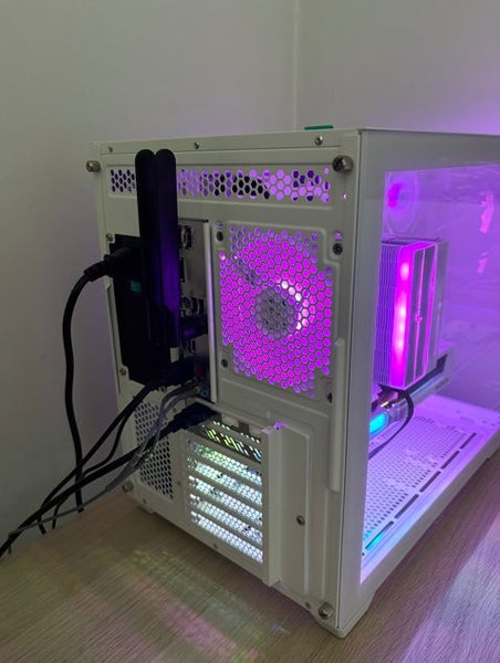 White Gaming PC | Ryzen 7600 + RX 9060 XT (32GB DDR5)64645623539075114