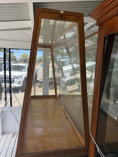 Display cabinets Carousel 1