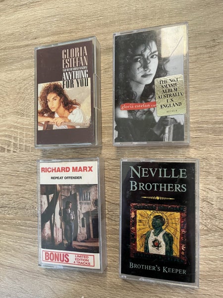 80’s / 90’s Pop cassette tapes Carousel 1