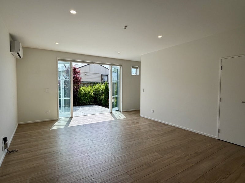 Edgeware, 2 bedrooms64639133827458111