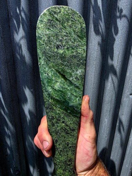 1$ reserve greenstone/pounamu mere/putu Carousel 2