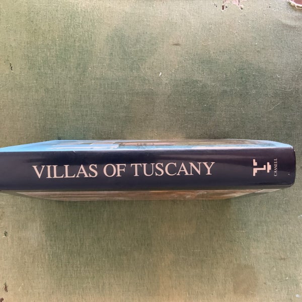 VILLAS OF TUSCANY hard cover book, published by CASSELL, 477 pages64639435302402113