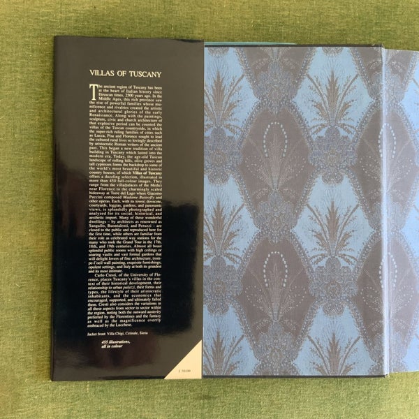VILLAS OF TUSCANY hard cover book, published by CASSELL, 477 pages64639435302402114