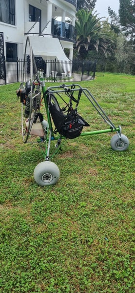 PARAMOTOR TRIKE64639621858306114