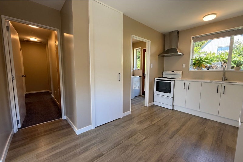 Sydenham, 3 bedrooms64639535383297112