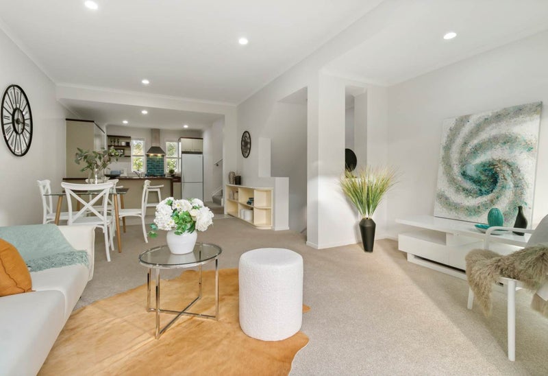 Epsom, 2 bedrooms64641118424195110