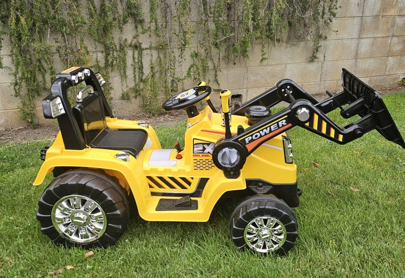 Kids ride-on tractor loader Carousel 2