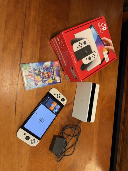 Nintendo Switch OLED Carousel 1