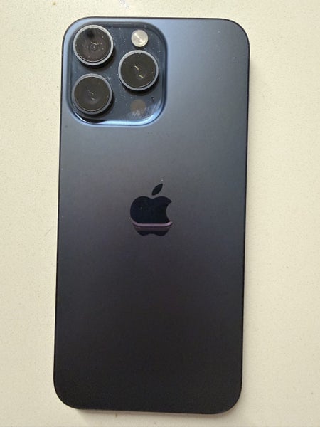 iPhone 15 Pro Max64641756186755112