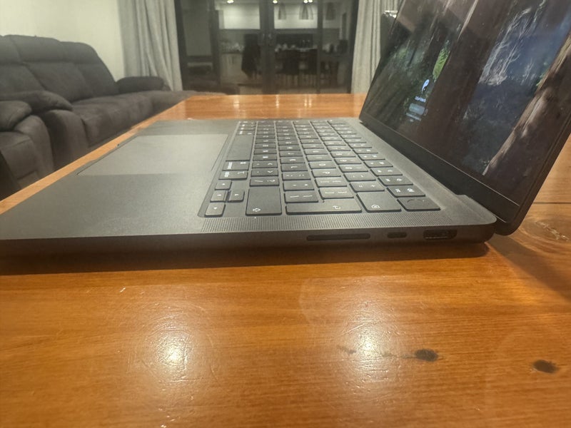 Apple MacBook Pro, M4, 14” Display 1TB, 16GB RAM, 2024 (Space Grey)64646034426625113