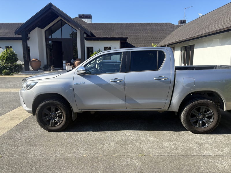 2017 Toyota Hilux Sr5 Td Dc64645897657473113
