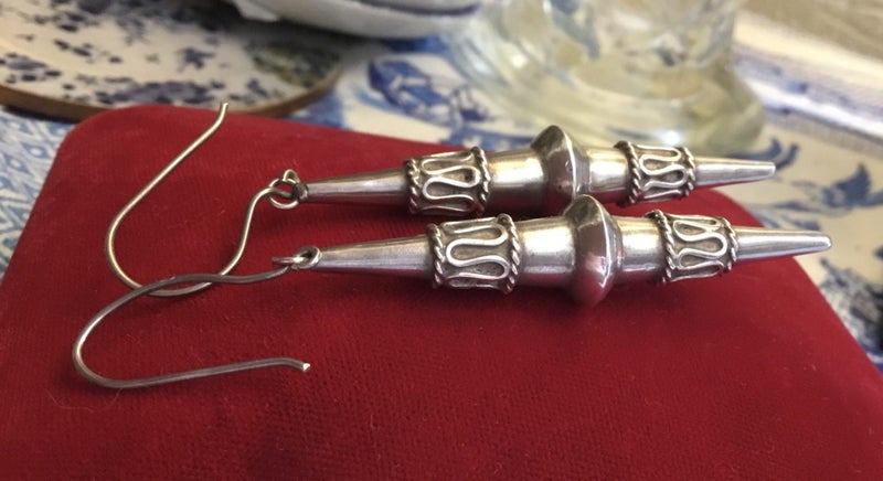 Vintage Silver Earrings (80 mm Length) Carousel 2