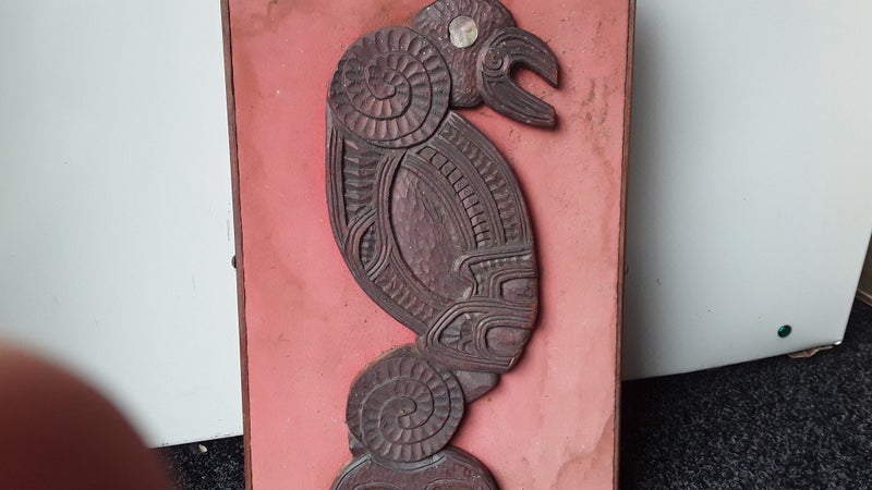 Maori carved stylized bird. Whakairo o te Manu korora. Carving Carousel 1
