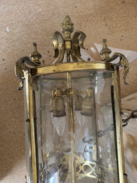 Large heavy solid brass chandelier/ light Carousel 5