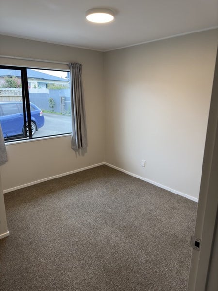 Parkvale, 3 bedrooms64646851773825111