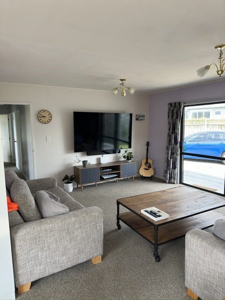 Parkvale, 3 bedrooms64646851773825110