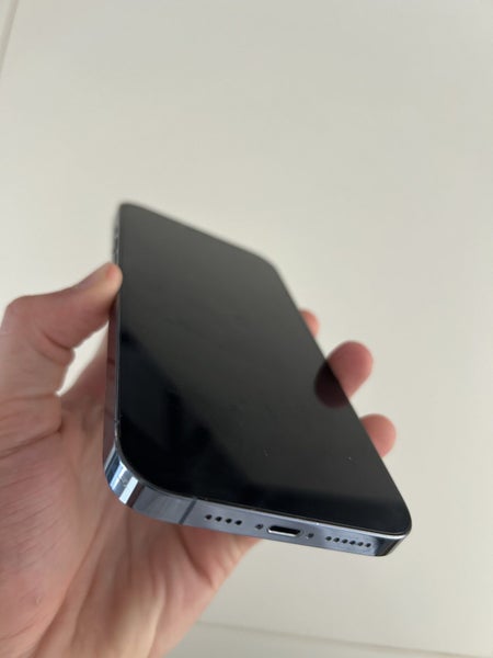 iPhone 13 Pro Max - 256GB - Cracked Back / Fully Working64646962092291114