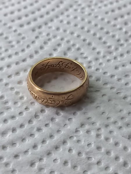 LOTR 9ct Gold Ring Carousel 2