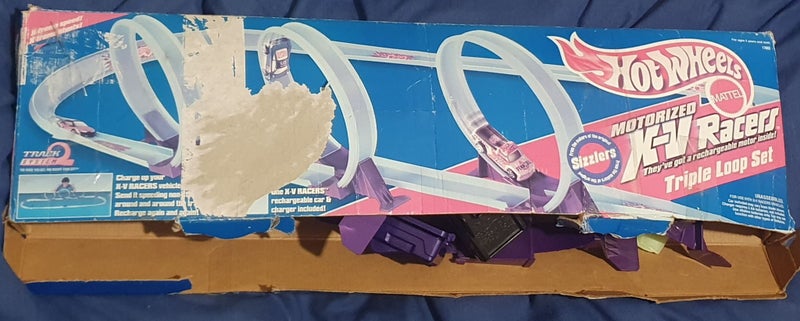 . Hotwheels Motorized X-V Racers Triple Loop Set Carousel 1