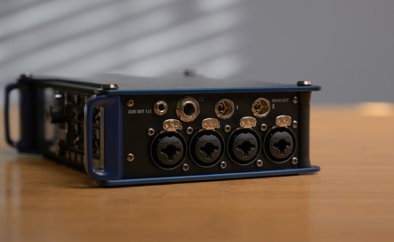 Zoom F8n - MultiTrack Field Recorder Carousel 2