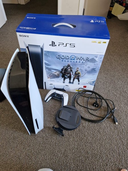 Ps5 console 825GB Carousel 1