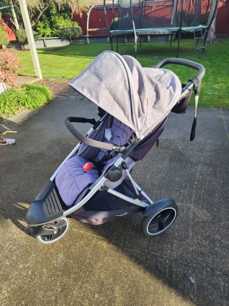 Phil & Ted Pram64868281774978110