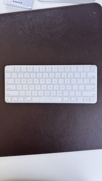 Apple Magic Keyboard with Touch ID NEW Carousel 3