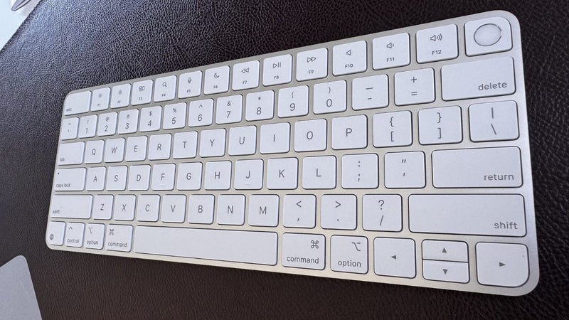 Apple Magic Keyboard with Touch ID NEW Carousel 2