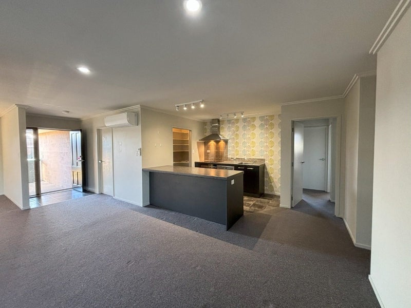 Cromwell, 3 bedrooms64670301070722114