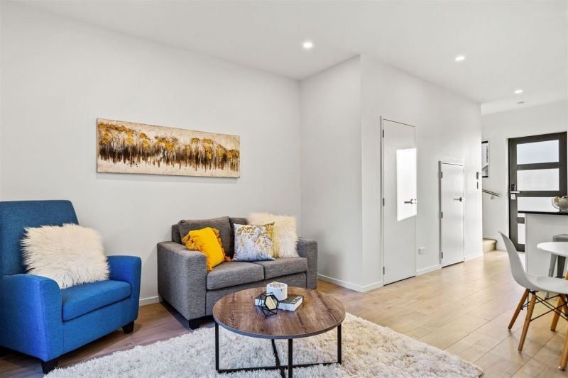 Westgate, 3 bedrooms64648695505410113