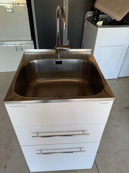 Laundry tub Carousel 1