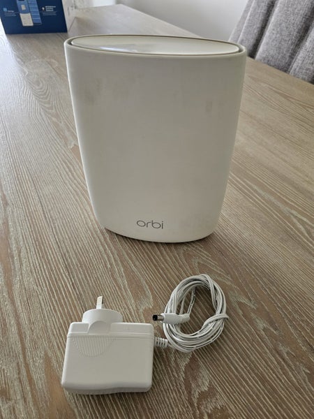 Netgear Orbi Mesh WiFi System (RBR50v2 & RBS50v2) ***BARGAIN***64648925907459111