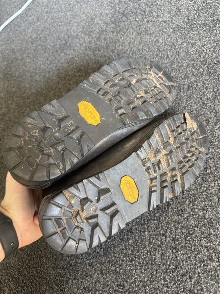 Women’s Kathmandu Leather & Vibram Tramping Hiking Boots US6.5 Carousel 5